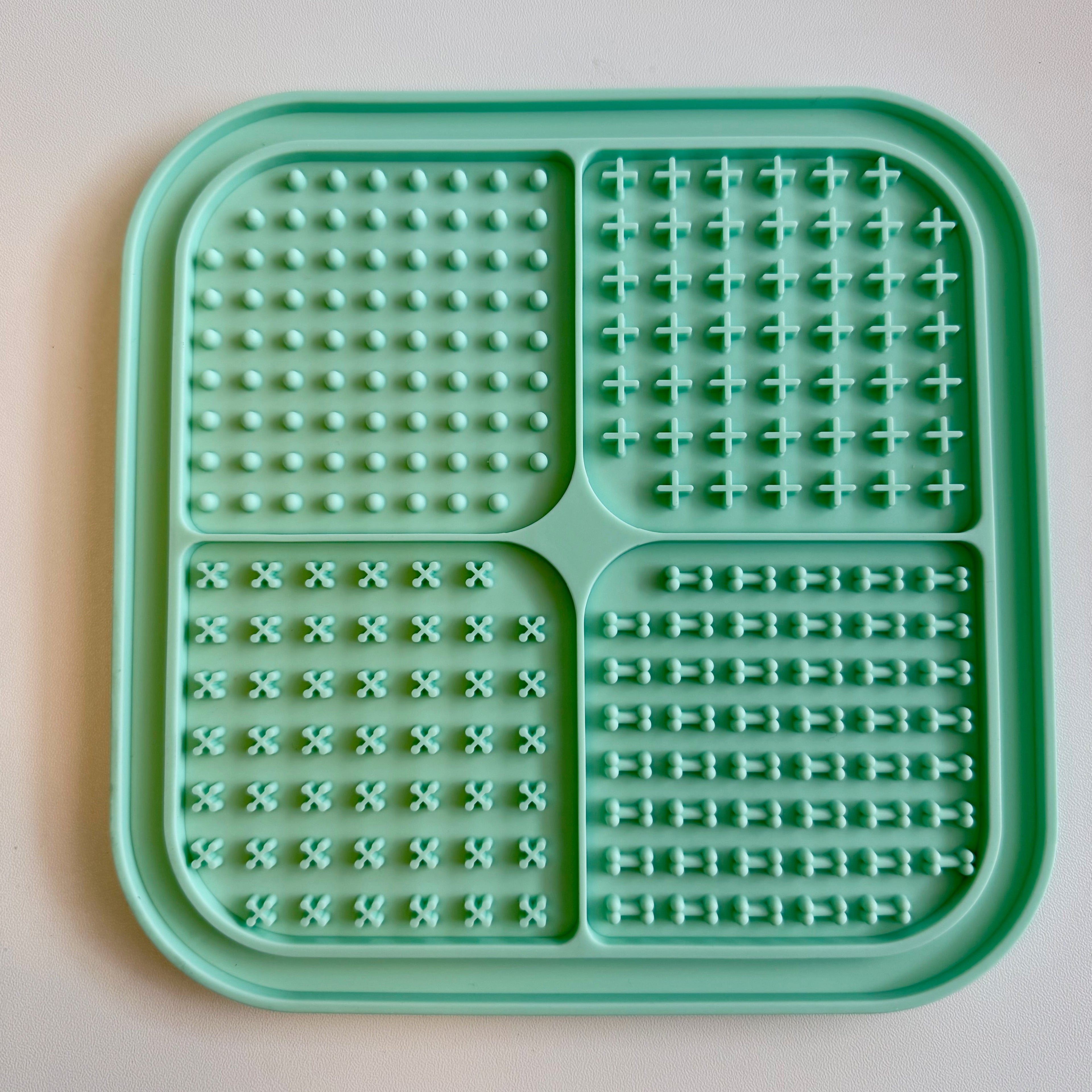 Lick Mat - 20 x 20 cm